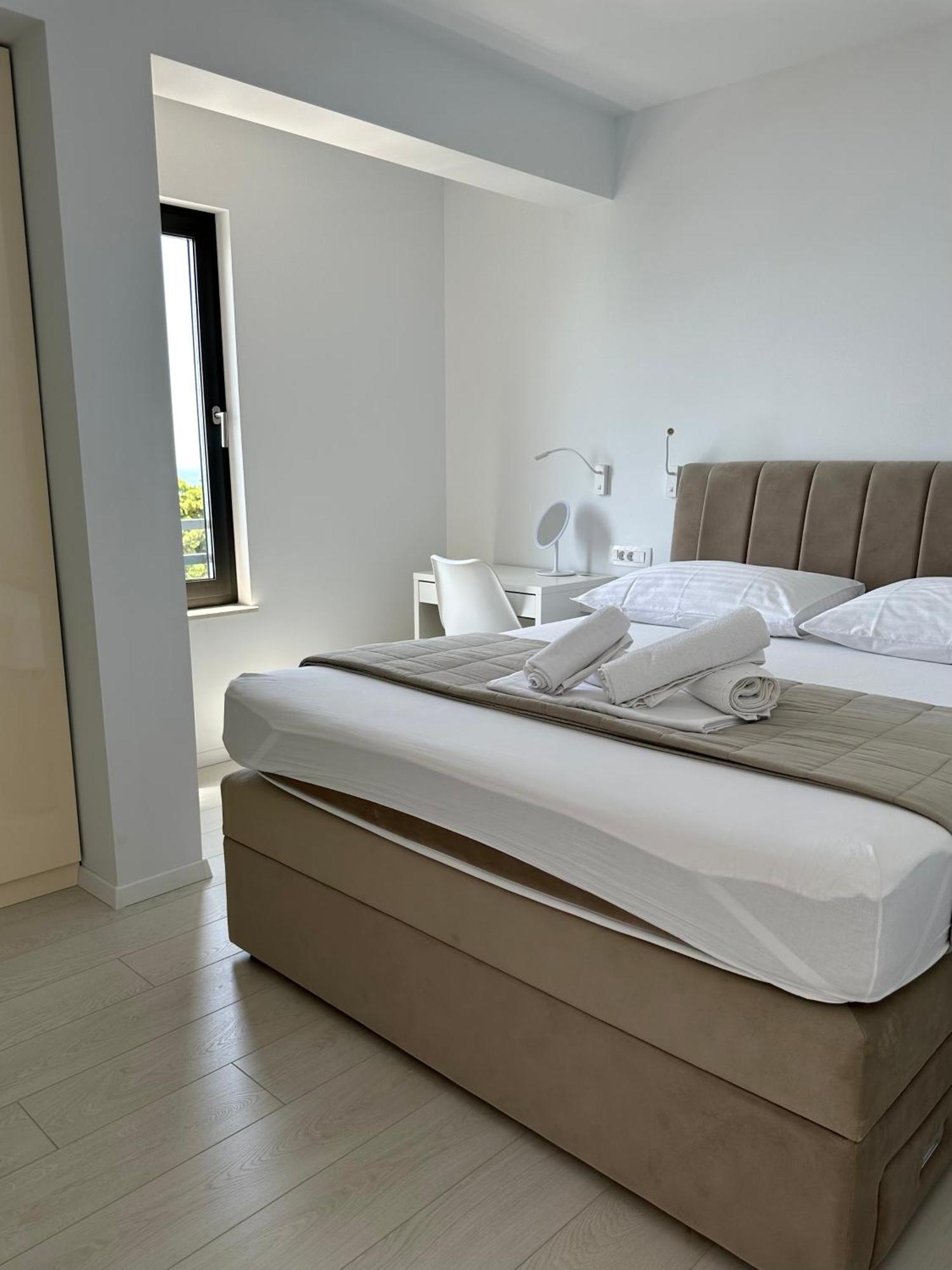 Zen Residence Brist Εξωτερικό φωτογραφία